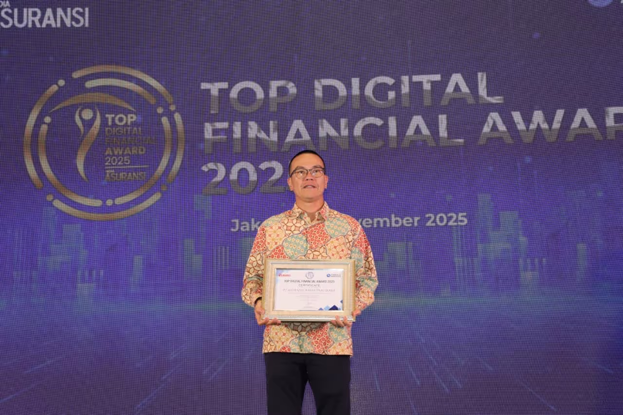 Asuransi Raksa raih prestasi sebagai asuransi umum terbaik di Indonesia tahun 2025 dari Warta Ekonomi